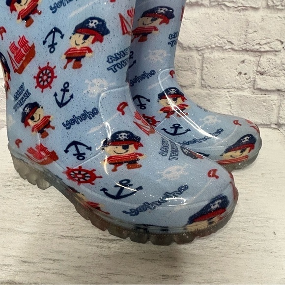 NWT KomforMe Kids Nautical Light Up Rain Boots - Picture 10 of 16